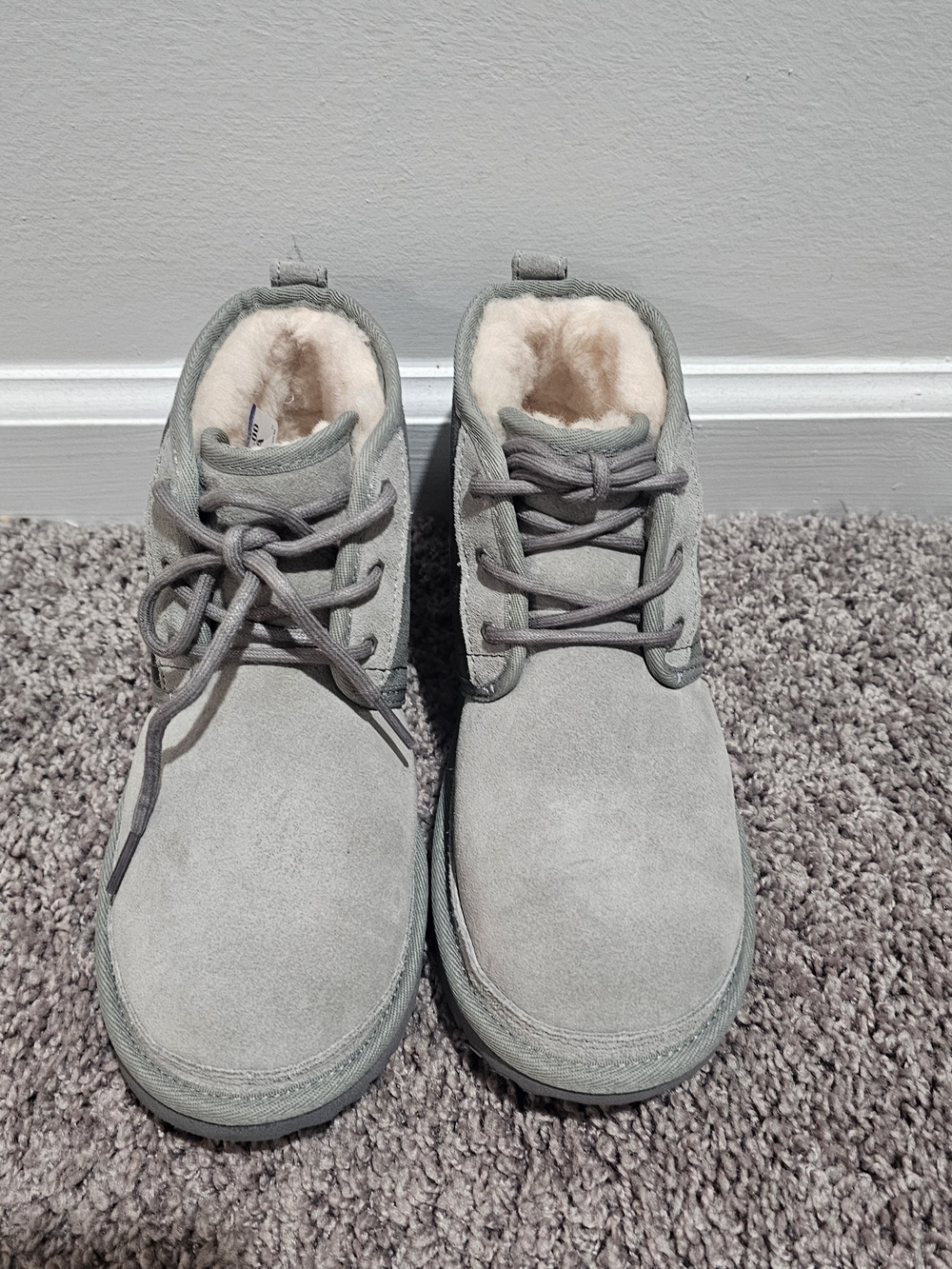 UGG Kids Light Gray Suede Lace-Up Ankle Boots Size 4